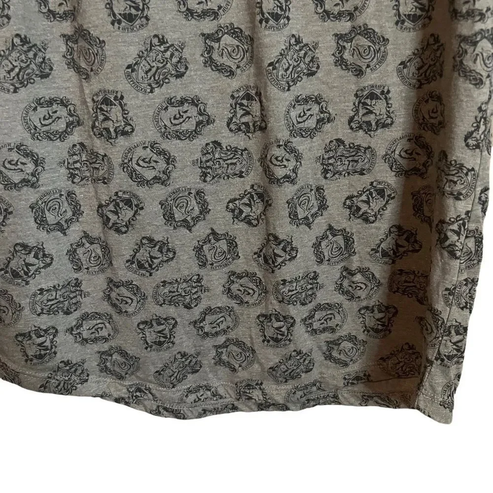 Harry Potter universal studios‎ hogwarts tunic/ sleep shirt - Picture 7 of 8